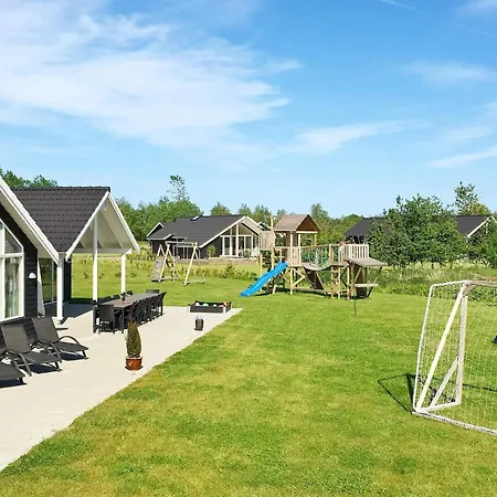 Luxury Pool By Sea - By Traum بيت للعطل