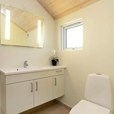 Luxury Pool By Sea - By Traum * Bøtø By